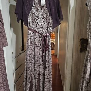 Elegant  Lace Dress with Shawl